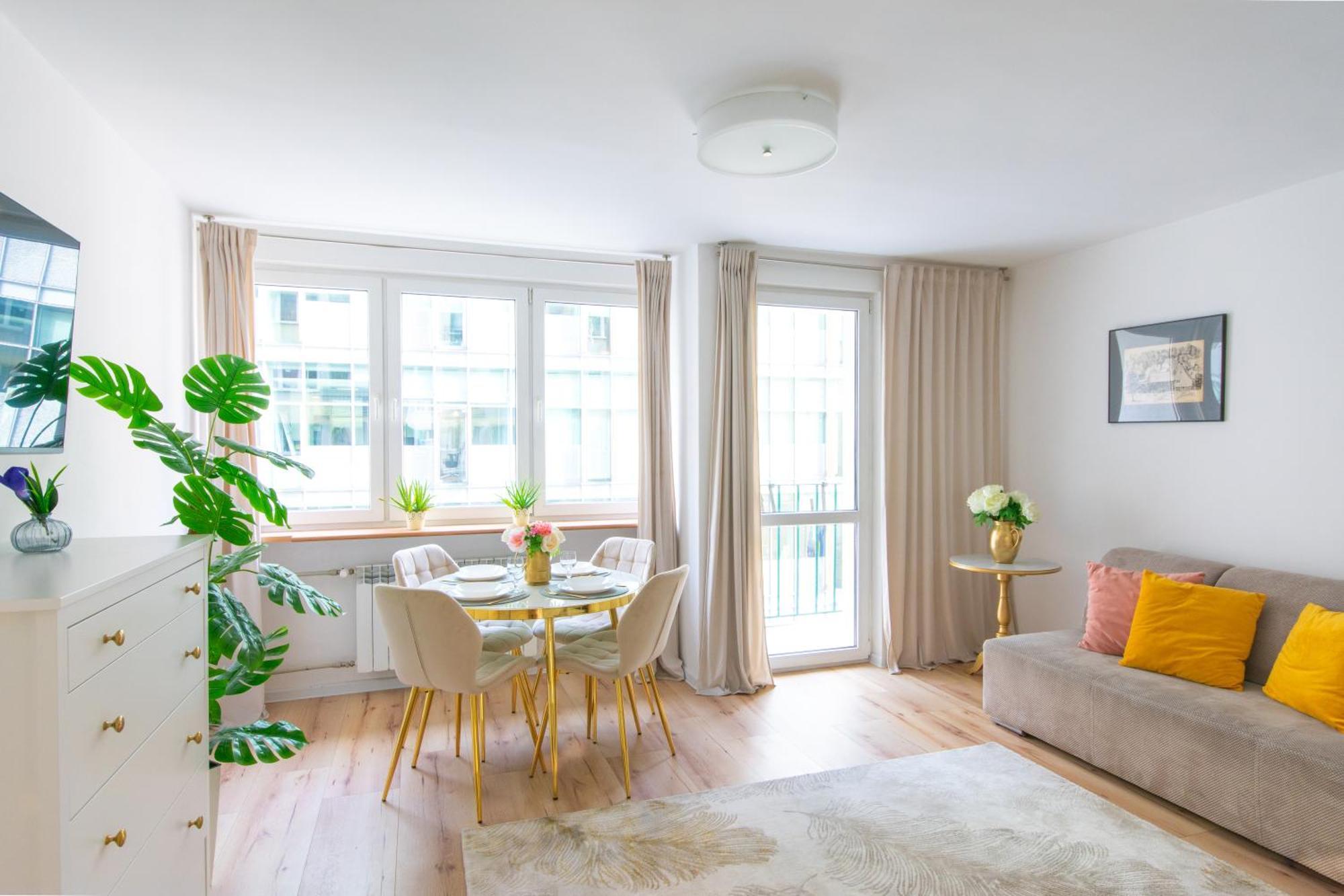 Feelharmony Jasna Apartment - Metro Swietokrzyska Varşovia Exterior foto